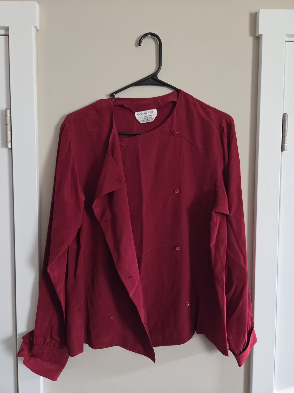 Calvin Klein Women's Red Burgundy Button-Front 100% Silk Vintage Office Date Top